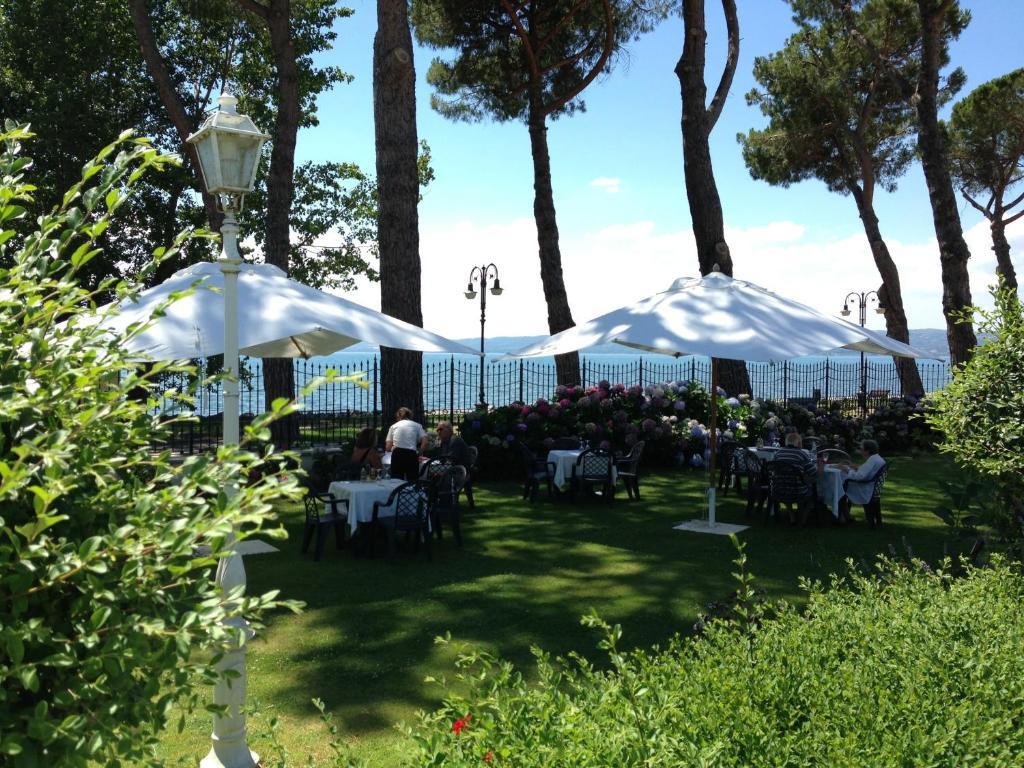 Hotel Holiday Sul Lago Bolsena Eksteriør bilde